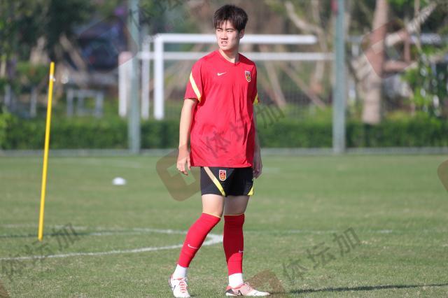 1734602112434001366.jpg 1734602112434001366.jpg