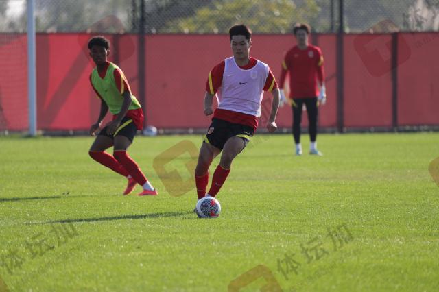 1734601776253050345.jpg 1734601776253050345.jpg